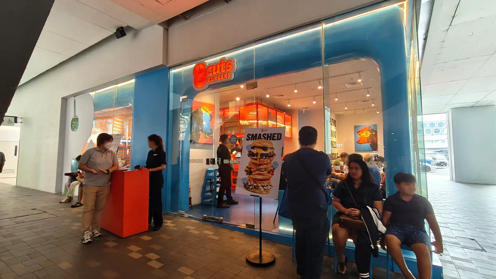 8 CUTS BURGER in SM Mall of Asia